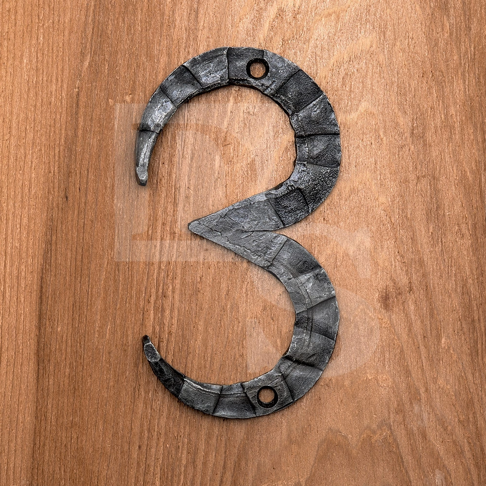 Цифра кованая для дома "3" Covali