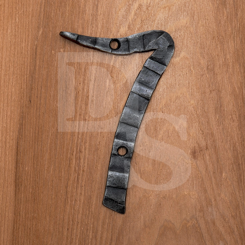 Цифра кованая для дома "7" Covali