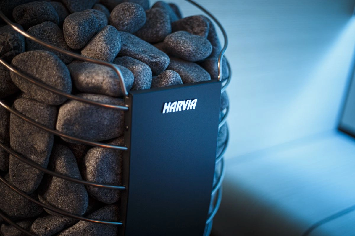1Электрическая печь Harvia Spirit SP90XW Black (Пульт утправления Xenio CX170WiFi, дверной контактор в комплекте)
